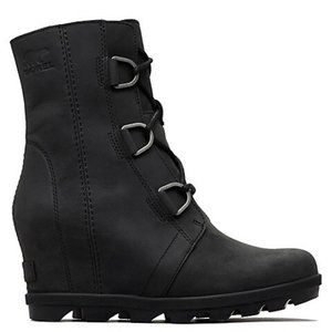 SOLD. NIB! Sorel " Joan of Arctic Wedge II" Black Leather Hidden Wedge Boots!